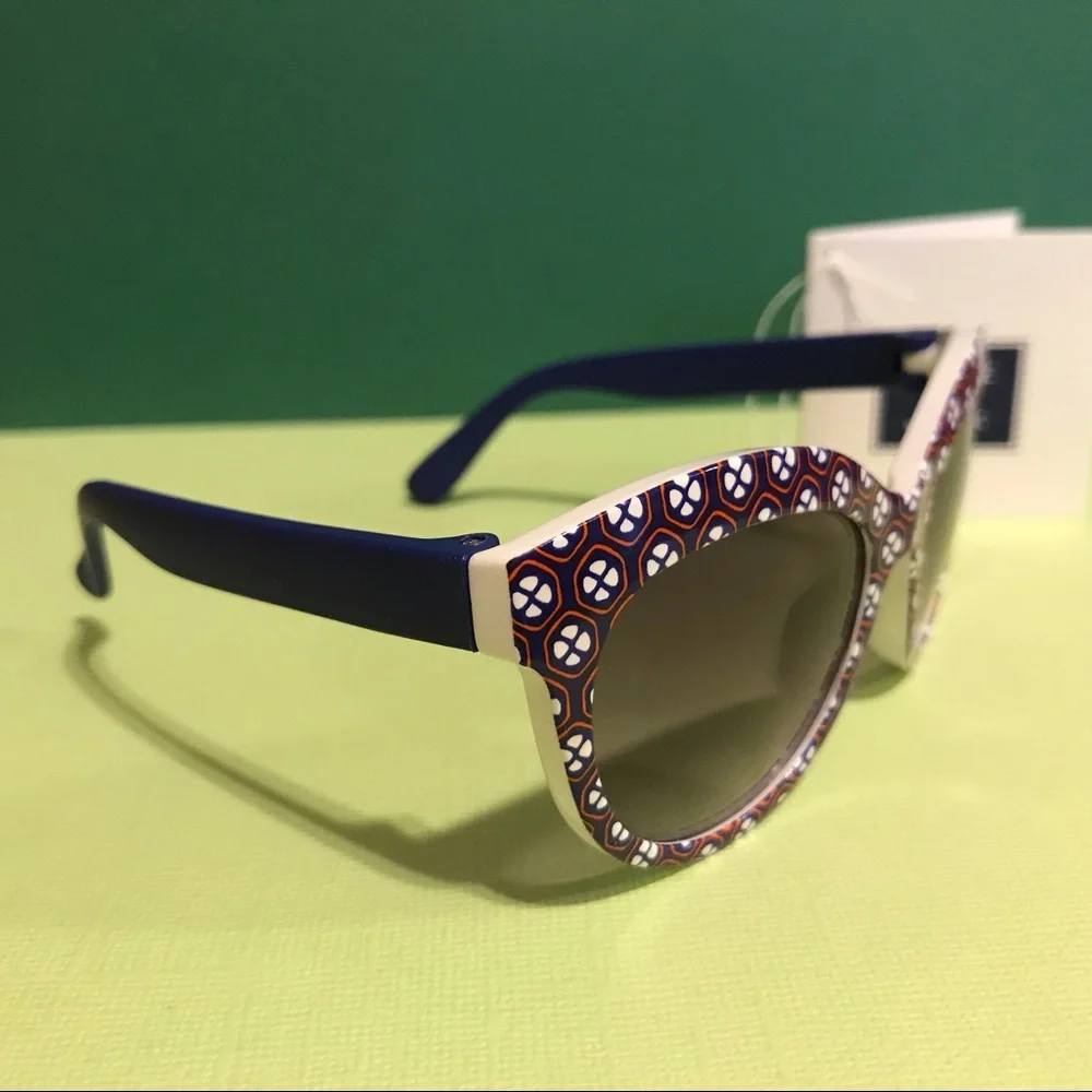 New Janie and Jack Sunglasses 0-2 yrs, block 95%UVB & 60%UVA. Blue, Red, White